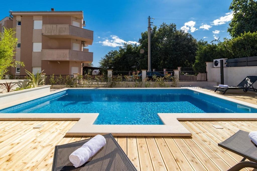 Villa Munat Liznjan Exterior photo